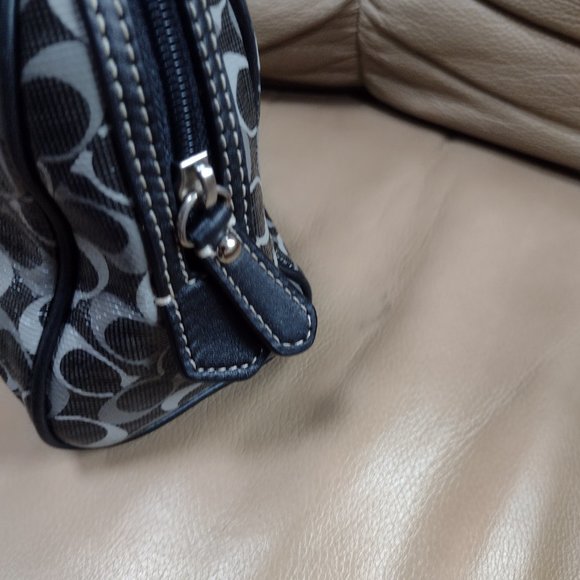 💜💖Cute Coach Bundle! - Picture 4 of 14